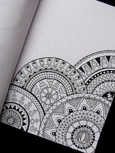 100 top idées de dessins & coloriages mandala 33