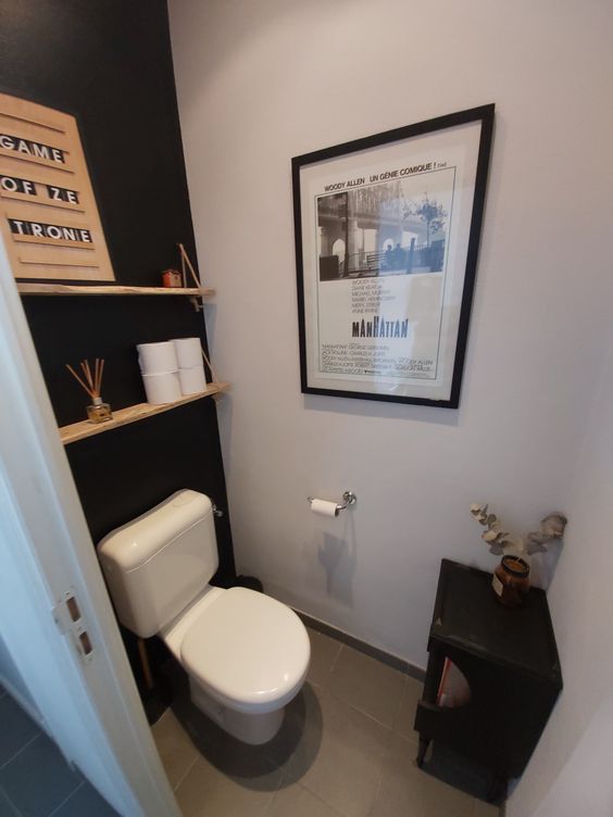 27 idées pour décorer les toilettes avec du bois 9 27 idées pour décorer les toilettes avec du bois 9