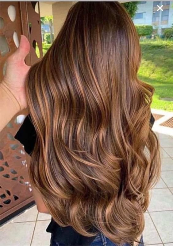 100 idées de balayages caramel pour s'inspirer 106