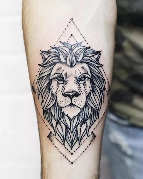 100 top idées de tatouages lion femme 29