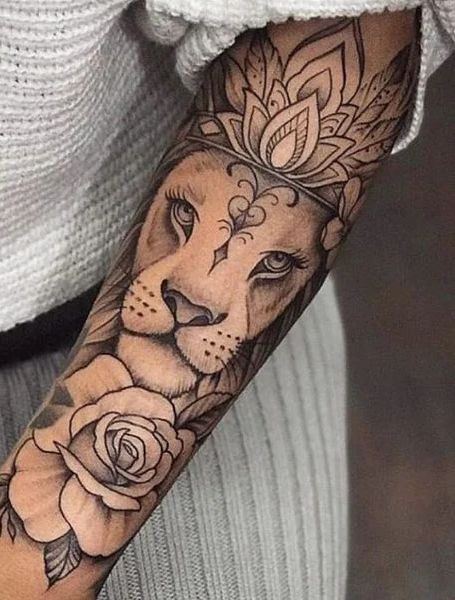 100 top idées de tatouages lion femme 4