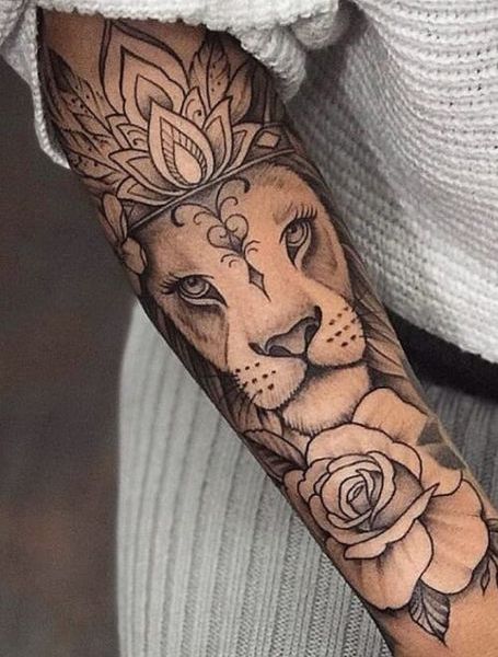 100 top idées de tatouages lion femme 55