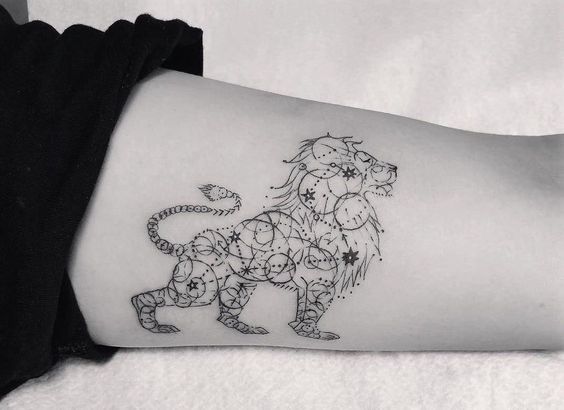 100 top idées de tatouages lion femme 59