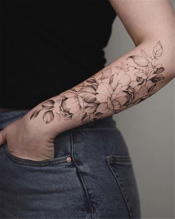 175 top idées de tatouages bras pour femme 163