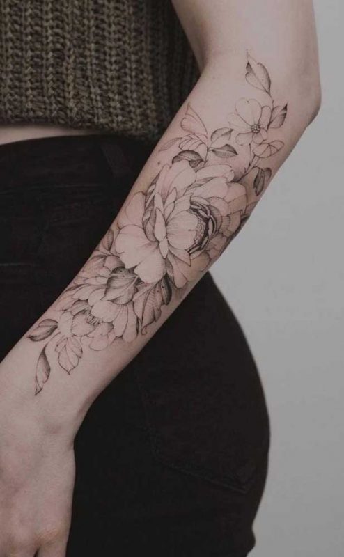 175 top idées de tatouages bras pour femme 165