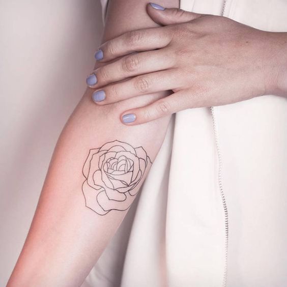 175 top idées de tatouages bras pour femme 69