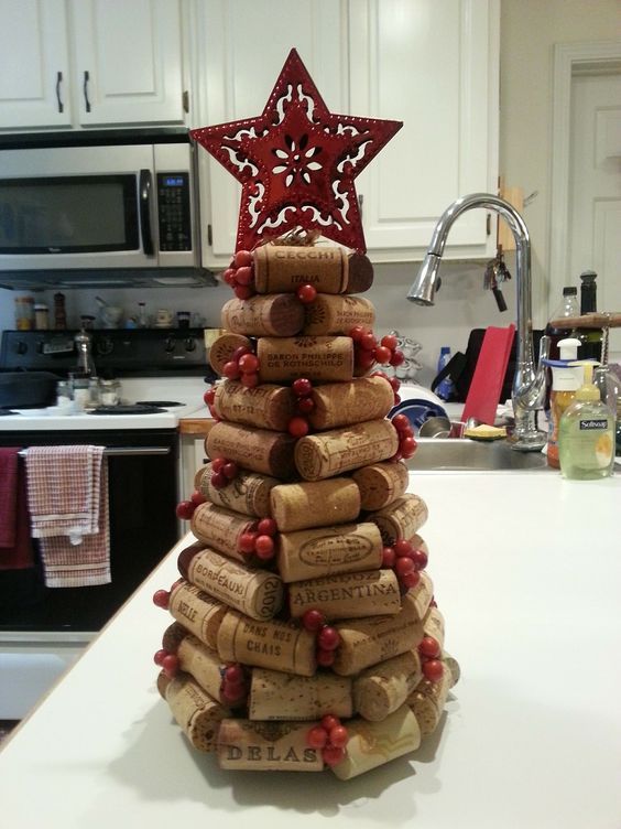 35 Décorations de Noël à faire soi-même avec des bouchons de vin 9 35 Décorations de Noël à faire soi-même avec des bouchons de vin 9