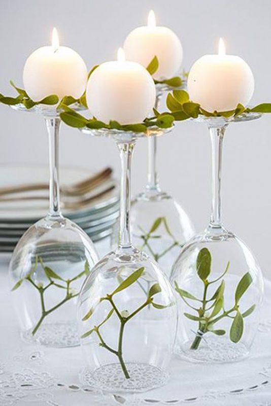20 centres de tables de Noël à faire soi-même avec des bougies & des verres 3 20 centres de tables de Noël à faire soi-même avec des bougies & des verres 3