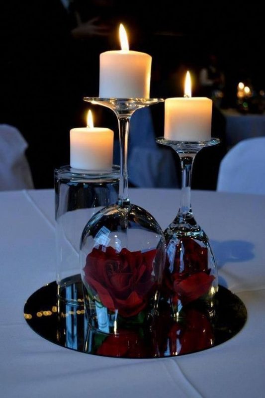 20 centres de tables de Noël à faire soi-même avec des bougies & des verres 8 20 centres de tables de Noël à faire soi-même avec des bougies & des verres 8