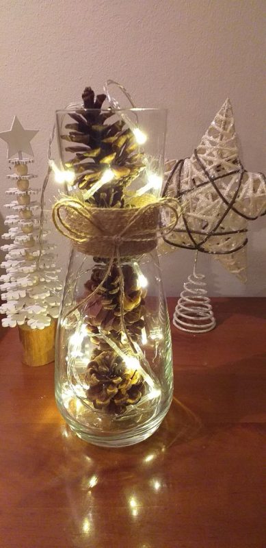 26 top idées de décorations de tables de Noël en verre 26 26 top idées de décorations de tables de Noël en verre 26
