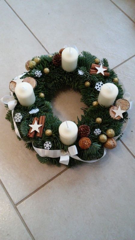 29 top idées de centres de tables de Noël avec des bougies 26 29 top idées de centres de tables de Noël avec des bougies 26