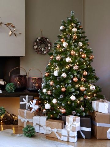 44 top idées pour embellir son sapin de Noël 17 44 top idées pour embellir son sapin de Noël 17