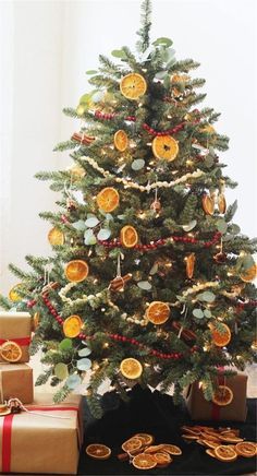 44 top idées pour embellir son sapin de Noël 36 44 top idées pour embellir son sapin de Noël 36