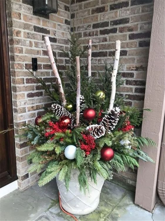 74 Décos de Noël faciles à faire pour l'extérieur 31 74 Décos de Noël faciles à faire pour l'extérieur 31
