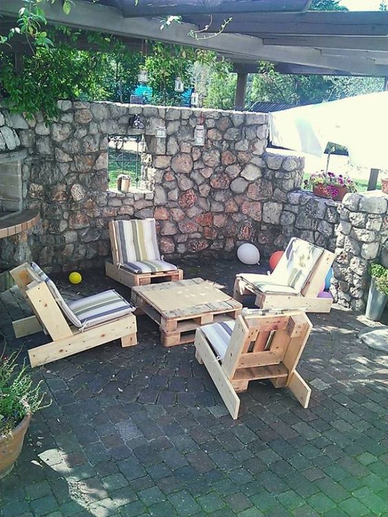 200 meubles en palettes à faire vous même 103