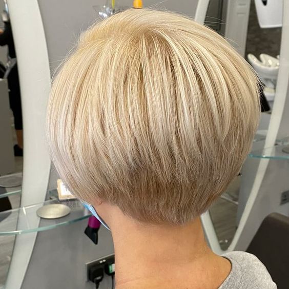 125 top idées de coupes de cheveux courtes 104
