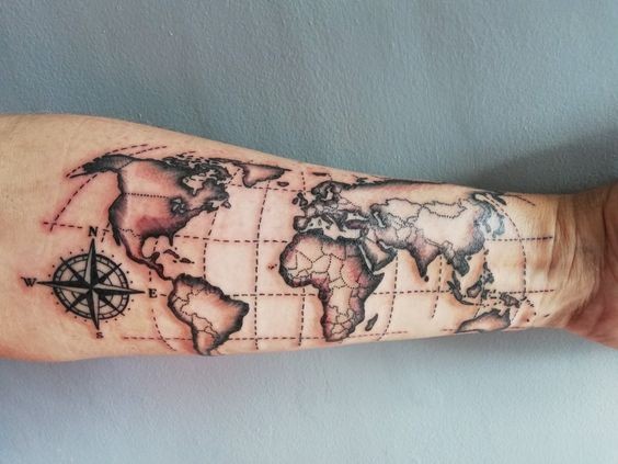 50 top idées de tatouages mappemonde 12