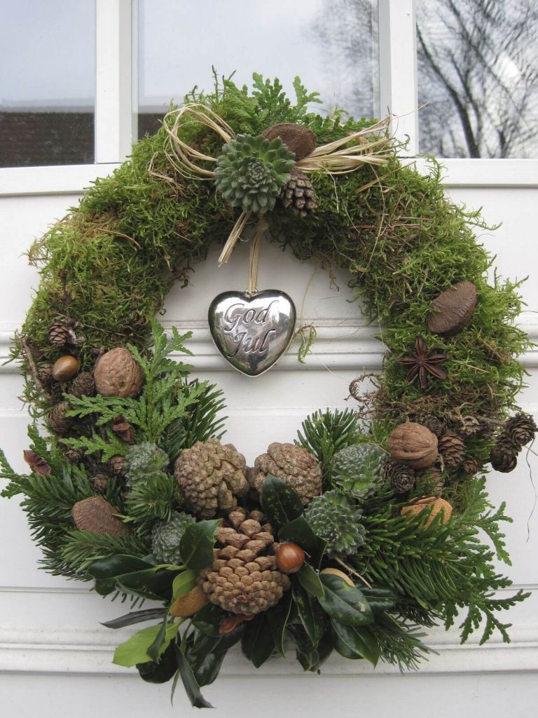 80 top idées de couronnes de Noël à faire soi-même. 13 80 top idées de couronnes de Noël à faire soi-même. 13