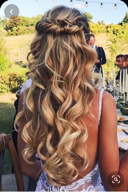Les 33 plus belles coiffures de fêtes 18 Les 33 plus belles coiffures de fêtes 18