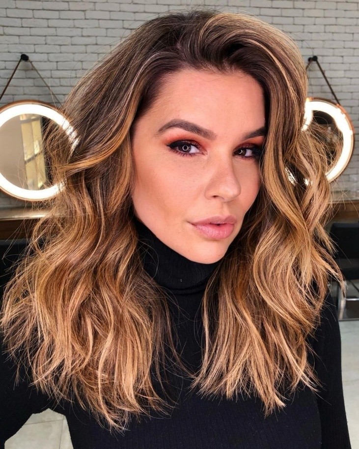 29 top idées de coupes de cheveux mi long dégradé 20