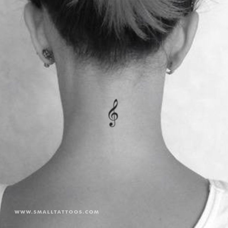 50 top idées de tatouages nuque pour femme 21