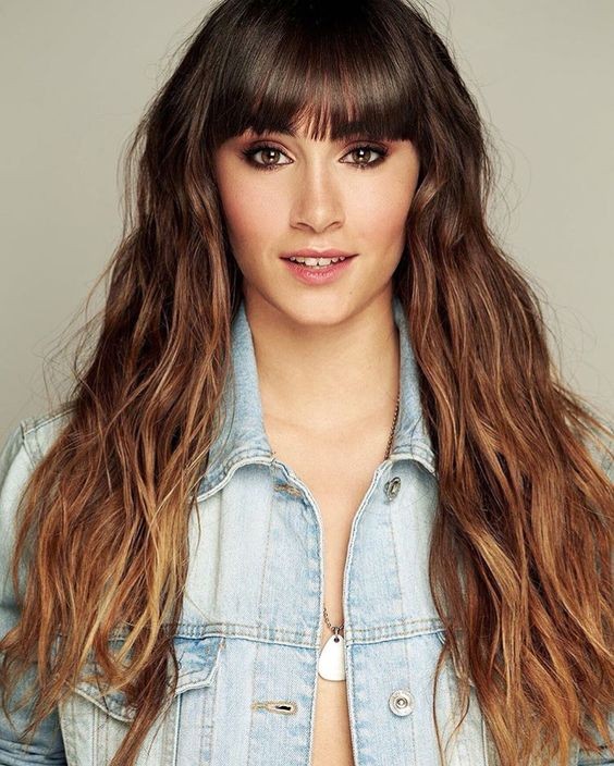 52 charmantes coupes de cheveux mi-long pour femme 23