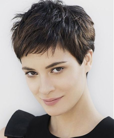 125 top idées de coupes de cheveux courtes 23