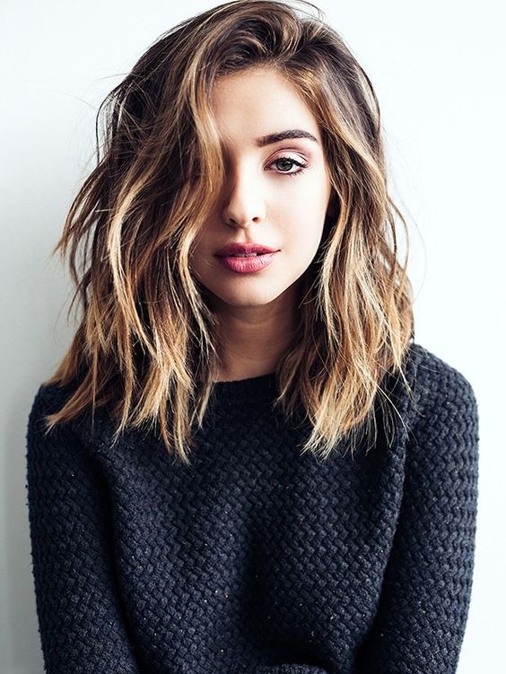 Les 50 plus belles coupes mi long femme 22 Les 50 plus belles coupes mi long femme 22