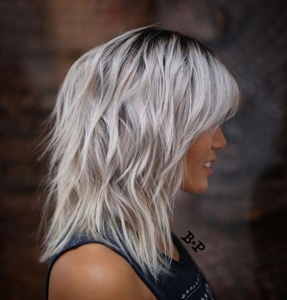 Les 50 plus belles coupes mi long femme 23 Les 50 plus belles coupes mi long femme 23