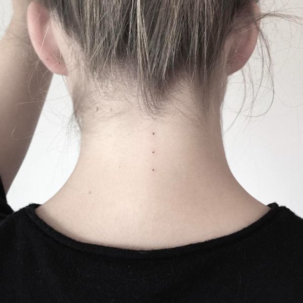 50 top idées de tatouages nuque pour femme 25