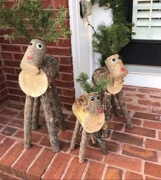 26 Déco de Noël à faire à partir de buches de bois 23 26 Déco de Noël à faire à partir de buches de bois 23