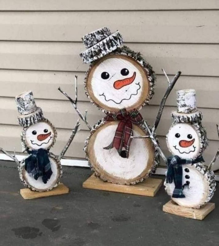 26 Déco de Noël à faire à partir de buches de bois 5 26 Déco de Noël à faire à partir de buches de bois 5