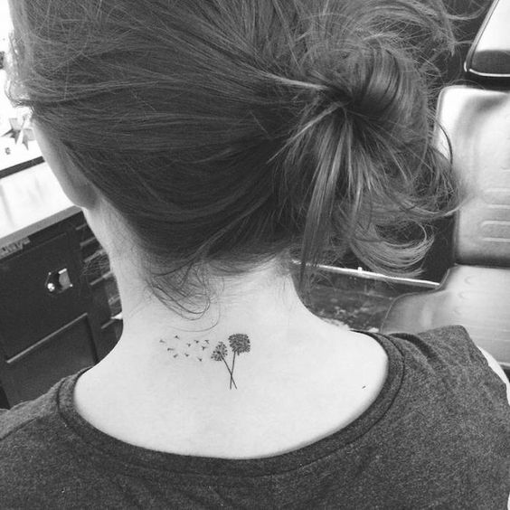 50 top idées de tatouages nuque pour femme 28