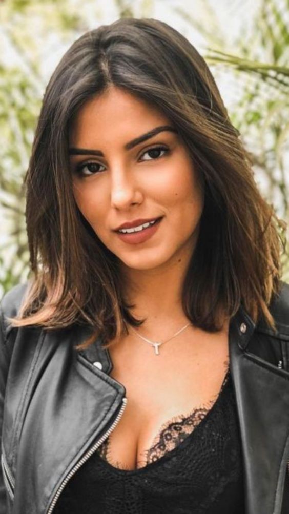52 charmantes coupes de cheveux mi-long pour femme 29