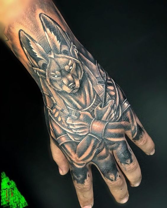 29 top idées de tatouages main pour homme 29 29 top idées de tatouages main pour homme 29