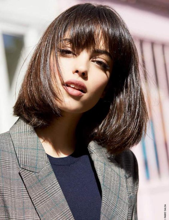 31 coupes de cheveux au carré avec frange 30 31 coupes de cheveux au carré avec frange 30