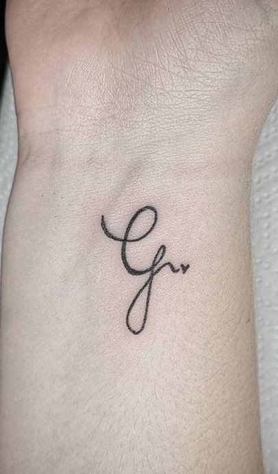50 top idées de tatouages minimalistes simples 30 50 top idées de tatouages minimalistes simples 30