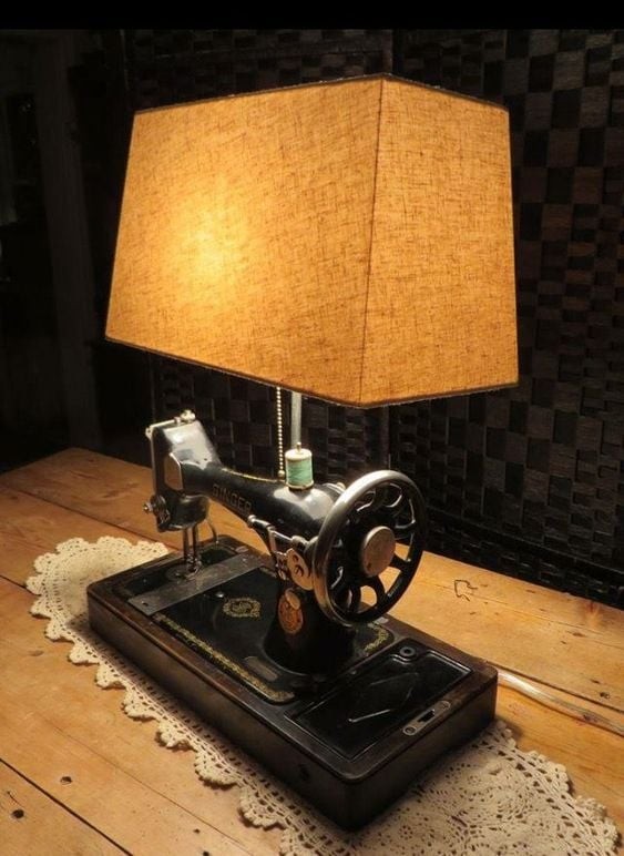 30 top idées avec de vieilles machines à coudre 8 30 top idées avec de vieilles machines à coudre 8