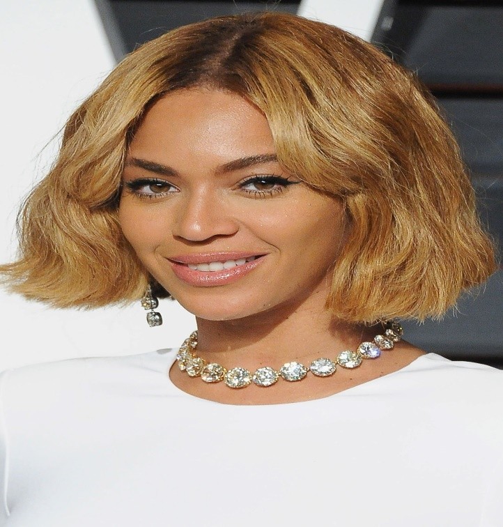 Les 50 plus belles coupes au carré pour cheveux mi long 39 Les 50 plus belles coupes au carré pour cheveux mi long 39