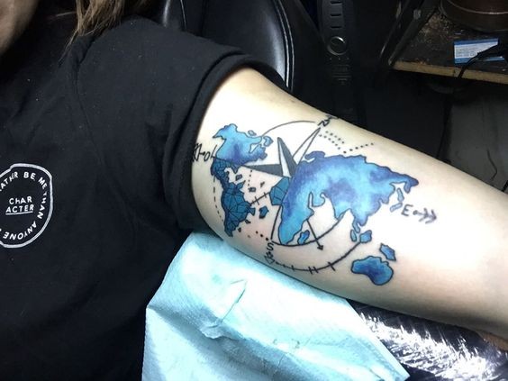 50 top idées de tatouages mappemonde 41