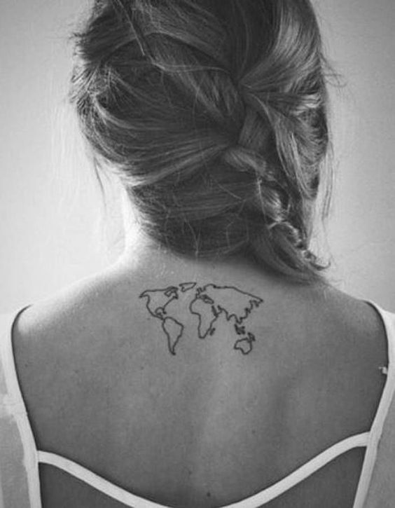 50 top idées de tatouages nuque pour femme 43