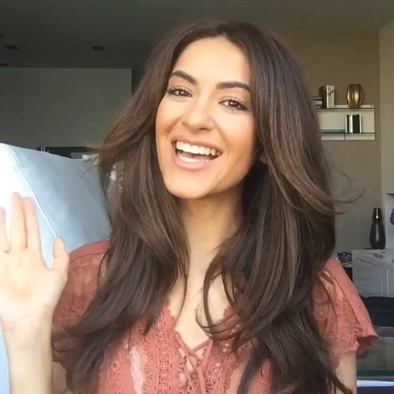 52 charmantes coupes de cheveux mi-long pour femme 44