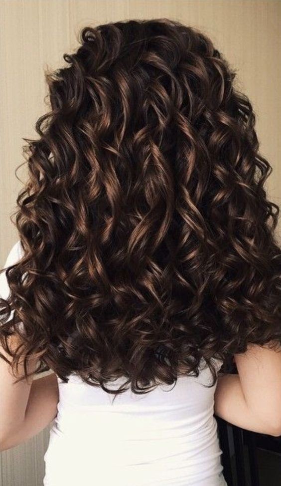 52 charmantes coupes de cheveux mi-long pour femme 46