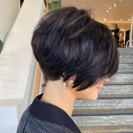 125 top idées de coupes de cheveux courtes 47