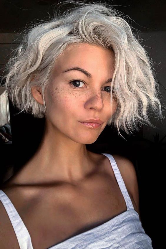 125 top idées de coupes de cheveux courtes 52
