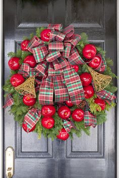 80 top idées de couronnes de Noël à faire soi-même. 8 80 top idées de couronnes de Noël à faire soi-même. 8
