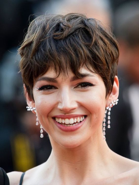 125 top idées de coupes de cheveux courtes 93