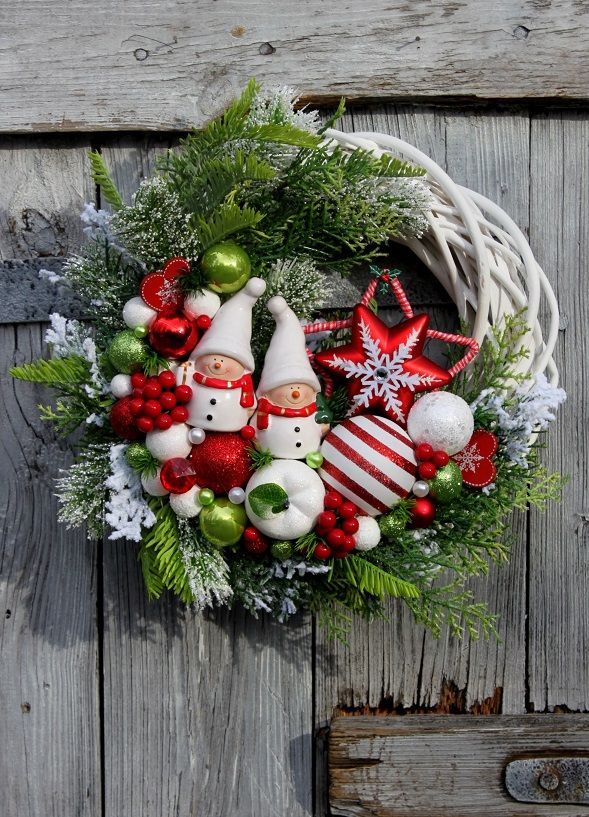 80 top idées de couronnes de Noël à faire soi-même. 2 80 top idées de couronnes de Noël à faire soi-même. 2