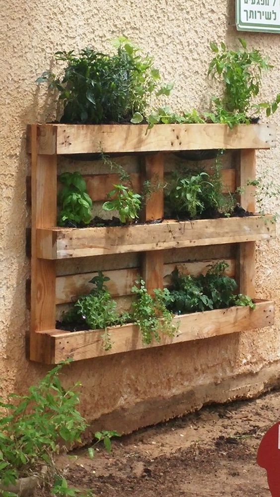 79 décors de jardin à faire avec des palettes 19 79 décors de jardin à faire avec des palettes 19