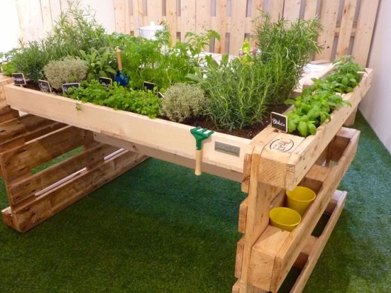 79 décors de jardin à faire avec des palettes 51 79 décors de jardin à faire avec des palettes 51
